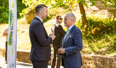 Sporazum vlasti i opozicije ostao mrtvo slovo na papiru: Satler kumovao, pa zaboravio na mi&scaron;ljenje "venecijanaca"