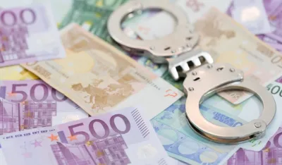 U Tivtu uhap&scaron;eno dvoje državljana Srbije: Konobar i poslovođa otuđili vi&scaron;e od 5.000 eura pazara