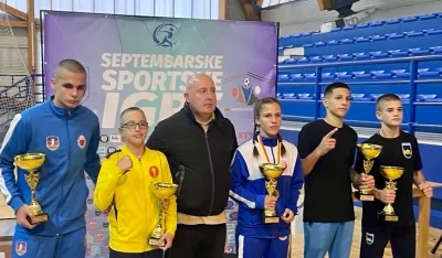 Nagrađeni sa direktorom Sportskog centra