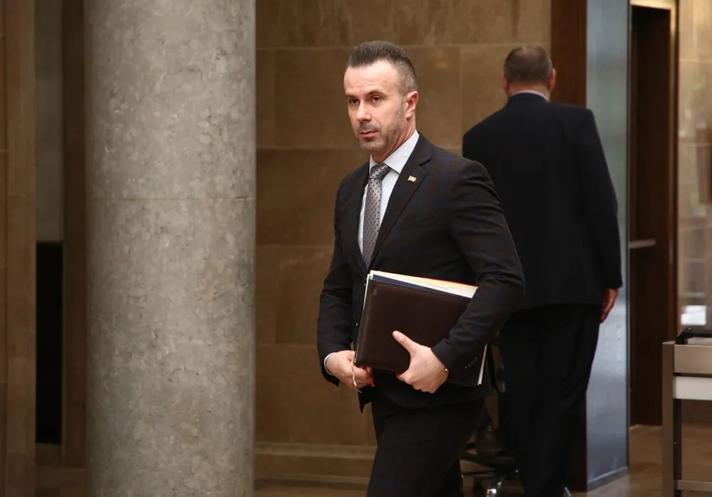 Bogdanović: Protesti i medijski narativi služili interesima kriminalnih klanova, a ne države