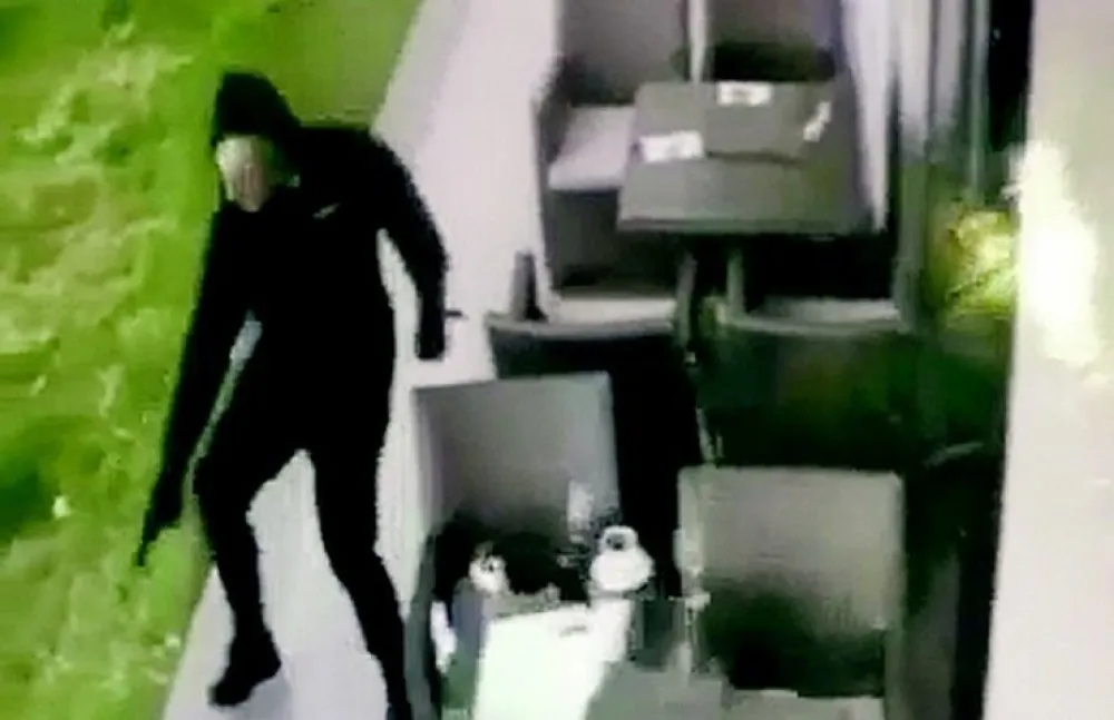 Optuženi u znak &scaron;trajka nastavili da odbijaju advokate