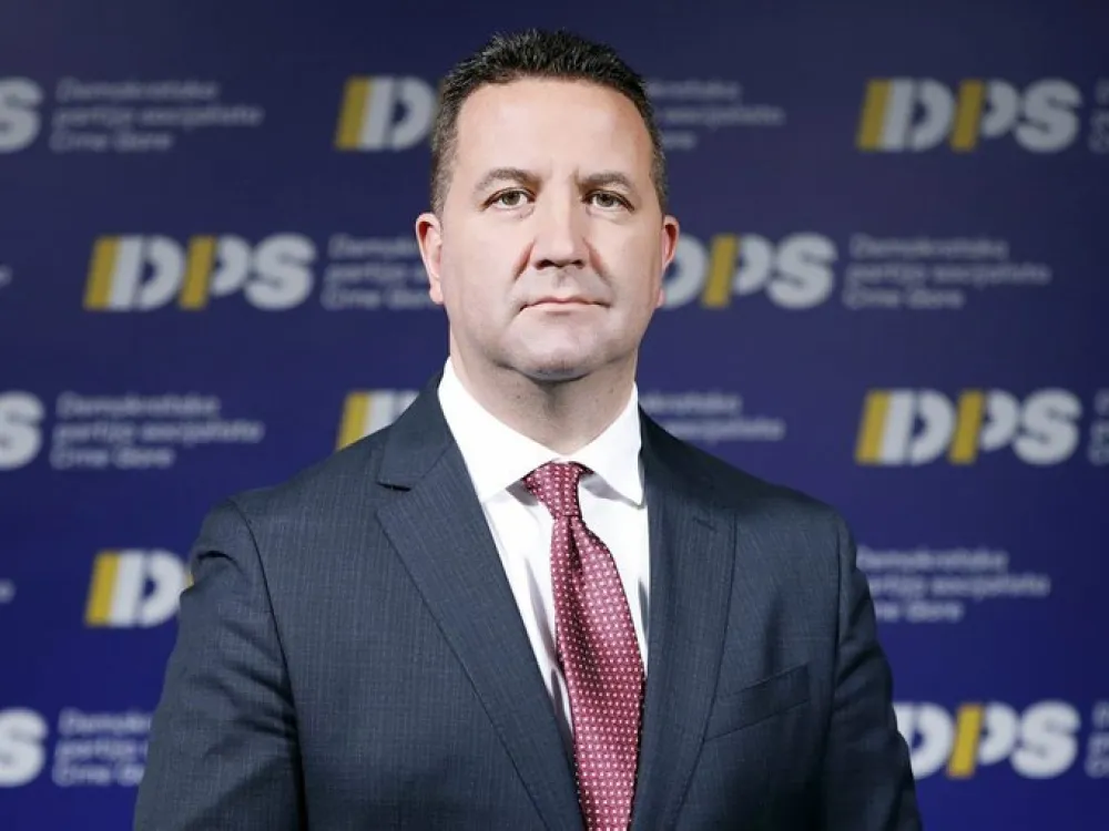 SDT: Eraković javljao o zdravstvenom stanju mitropolita Amfilohija; Bo&scaron;ković: Za mu&scaron;tuluk bih pozlatio...