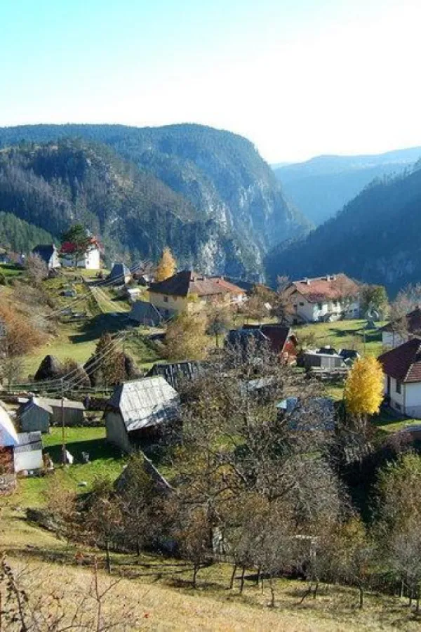  Sagovornici "Dana" upozoravaju: Sela će jo&scaron; vi&scaron;e opustjeti