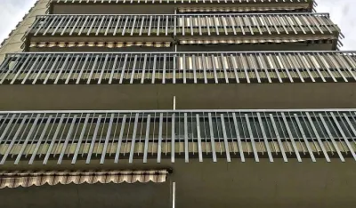 Podgorica: Dijete palo sa četvrtog sprata zgrade