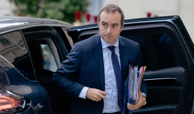 Makron ne odustaje, ponovo predložio Lekornija za premijera