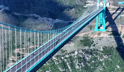 (FOTO) Najvi&scaron;i most na svijetu podignut je nad &bdquo;pukotinom planete&ldquo; i izgleda spektakularno