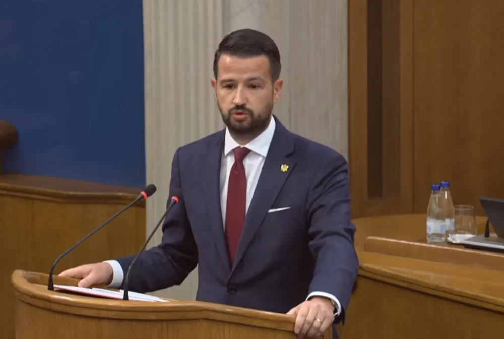 Milatović: Sprovesti veting i u Skup&scaron;tini i Vladi