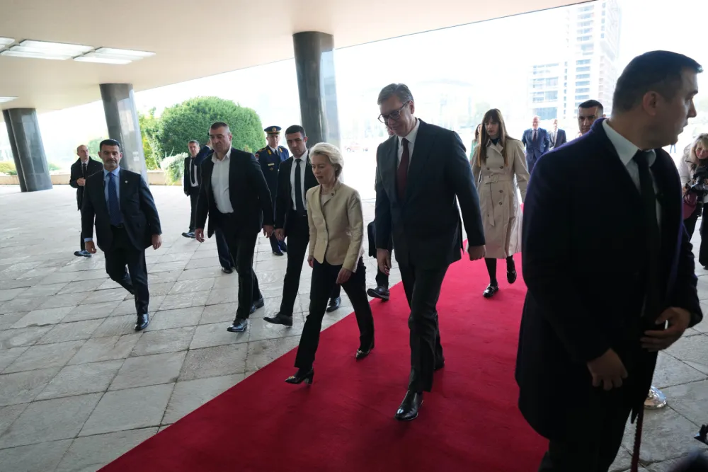 Fon der Lajen posle sastanka s Vučićem: Stav EU podrazumijeva slobodu, a ne represiju
