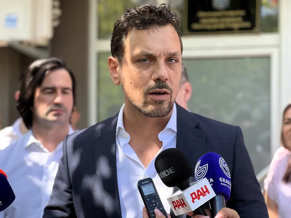 Kadić: Sam ću dati ostavku ukoliko se ne usvoji budžet FZO, inicijativa za smjenu je politička direktiva