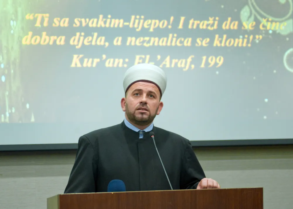 Fejzić: Nijesu problem Turci, već kako destabilizovati evropski put Crne Gore