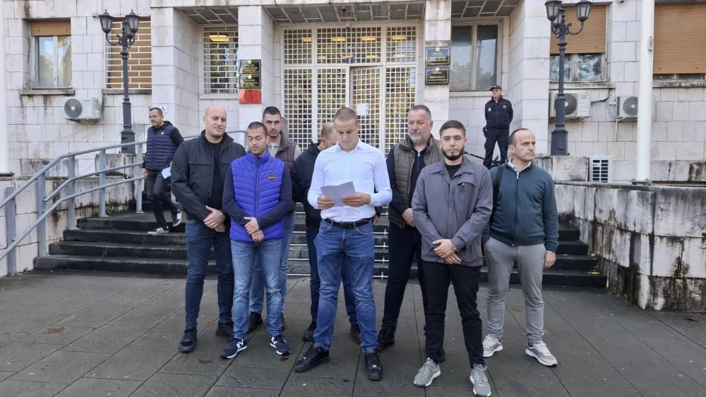 Prevoznici traže od države 44 centa po litru goriva