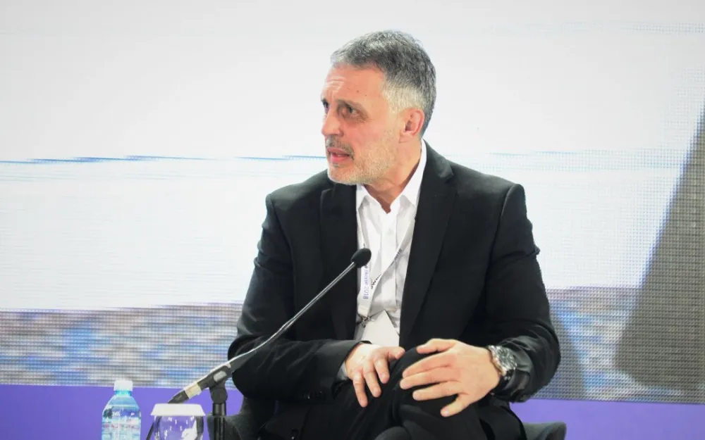 Abazović za &ldquo;Dan&rdquo;: Onlajn kampanja danas može odlučiti izbore