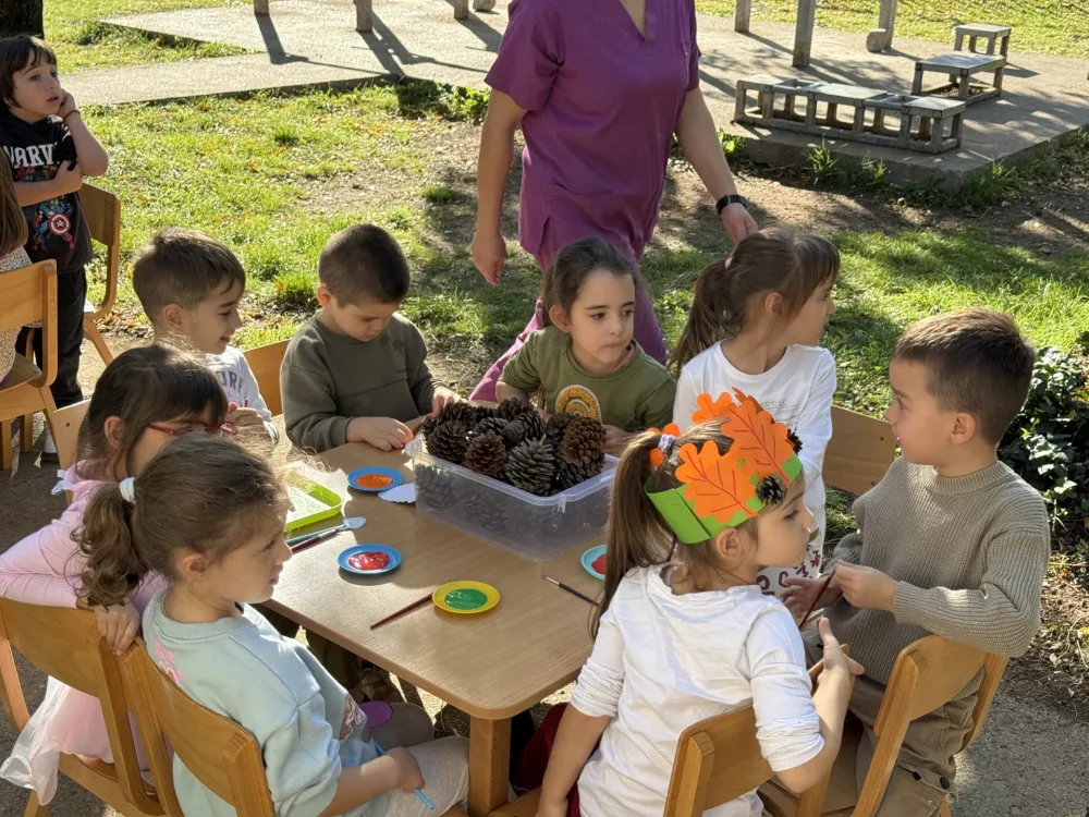 (VIDEO) Jesenja svečanost u vrtiću "Mogli": Umjetnička djela od li&scaron;ća