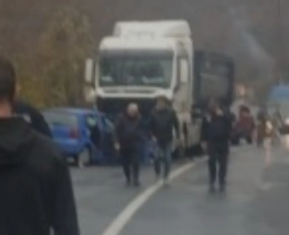 Za 24 sata 24 saobraćajne nezgode, jedna osoba poginula