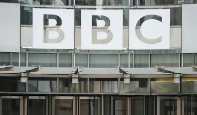 Generalni direktor BBC-a podnosi&nbsp;ostavku zbog montaže dokumentarca o Trampu
