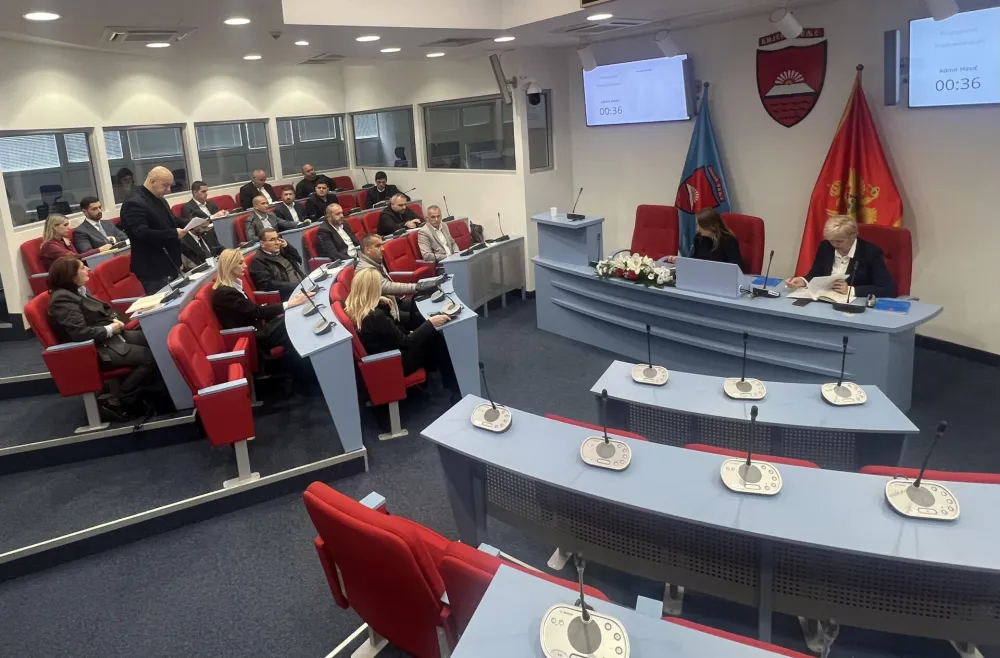 SO Bijelo Polje usvojila odluke o subvencijama i pro&scaron;irenjima groblja