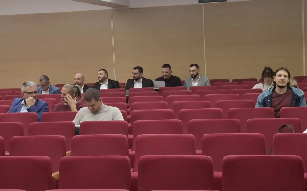 U sistemu Glavnog grada oko 4.000 zaposlenih: Za plate i ugovore o djelu vi&scaron;e nego za kolektor
