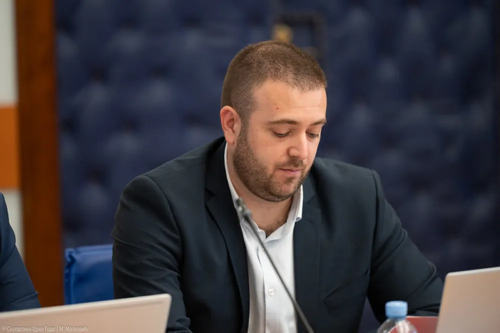 Nisu ga ni saslu&scaron;ali, a za člana Senata ga izabrali