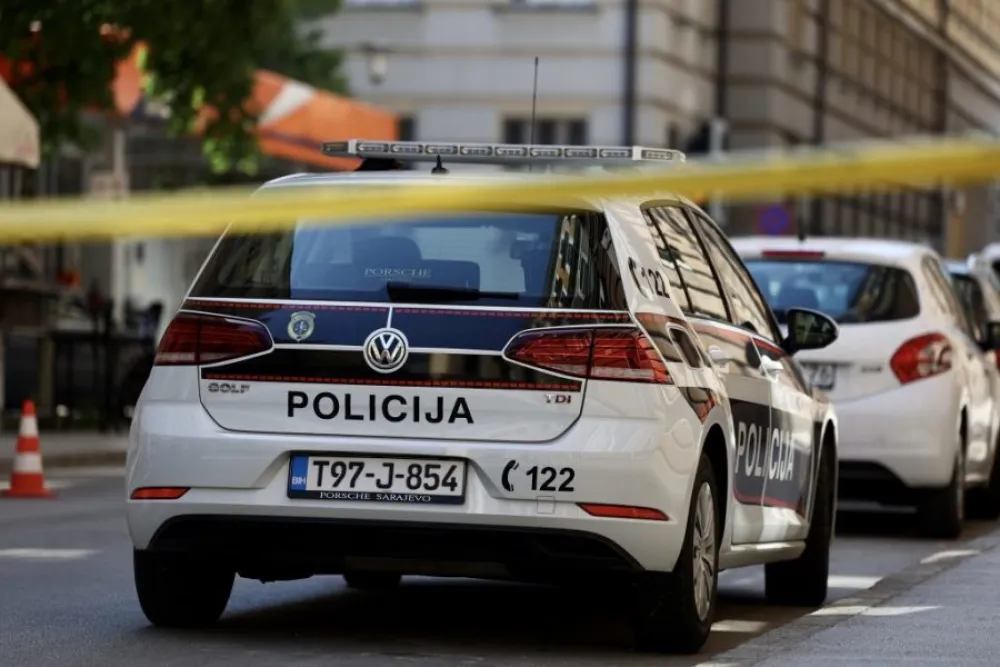 Stravičan slučaj u Sarajevu: Policajac pretukao suprugu