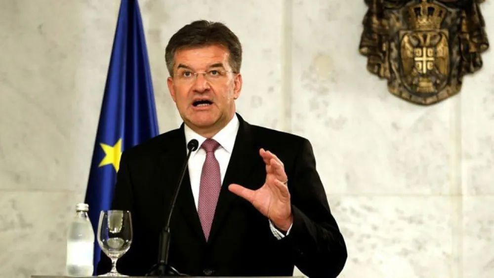 Lajčak se pominje vi&scaron;e puta u procurelim mejlovima Džefrija Epstina