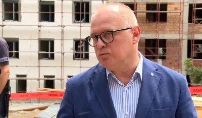 Slučaj "nadstre&scaron;nica": Vesić iznio odbranu, odbio da odgovara na pitanja tužioca