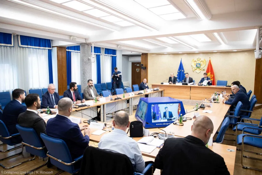 Crnogorskoj plovidbi presudio novi dug od 1,2 miliona