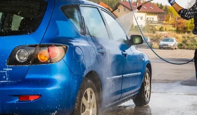 Za&scaron;to ne treba prati automobil na niskim temperaturama
