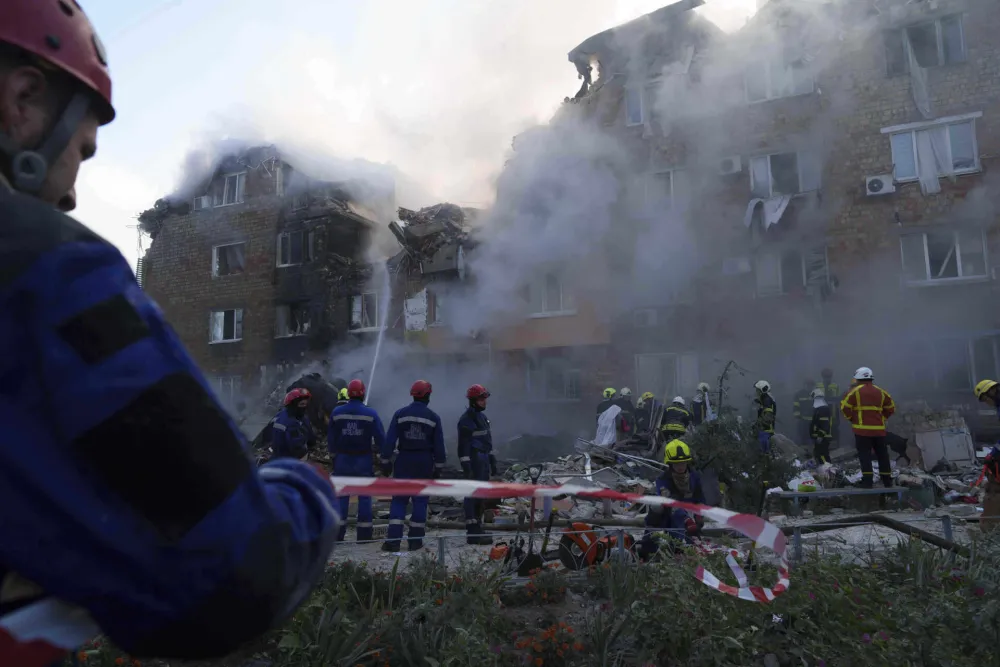 Ukrajinske vlasti: Dvije osobe poginule i &scaron;est povrijeđenih u ruskim napadima na Kijev