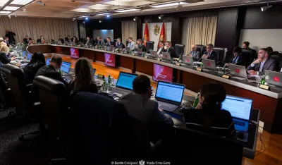 Svađa u Vladi, Radunović napustio sjednicu
