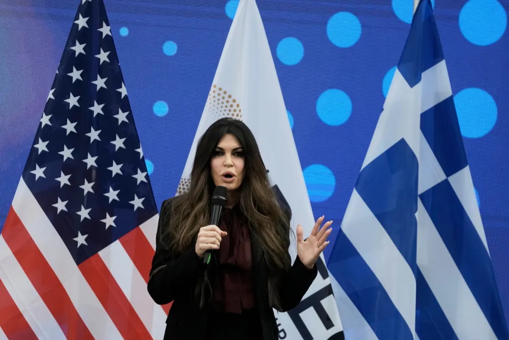 Američka ambasadorica u Grčkoj izazvala reakcije u providnoj haljini: Je li previ&scaron;e?