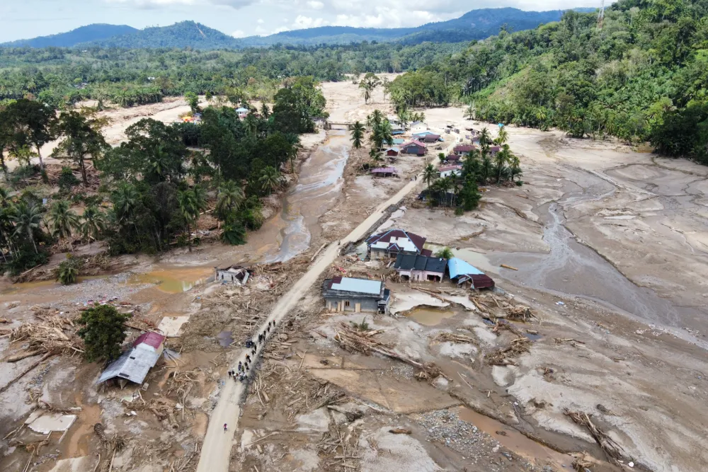 (FOTO) Katastrofalne poplave u Indoneziji: 753 mrtvih, milion evakuisanih