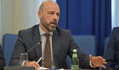Bulatović će savjetovati Đukanovića