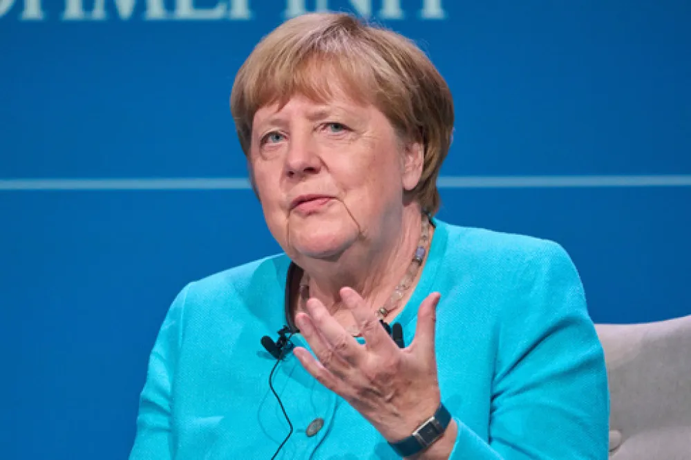 Merkel: Sledeća velika bitka sa SAD na polju vje&scaron;tačke inteligencije