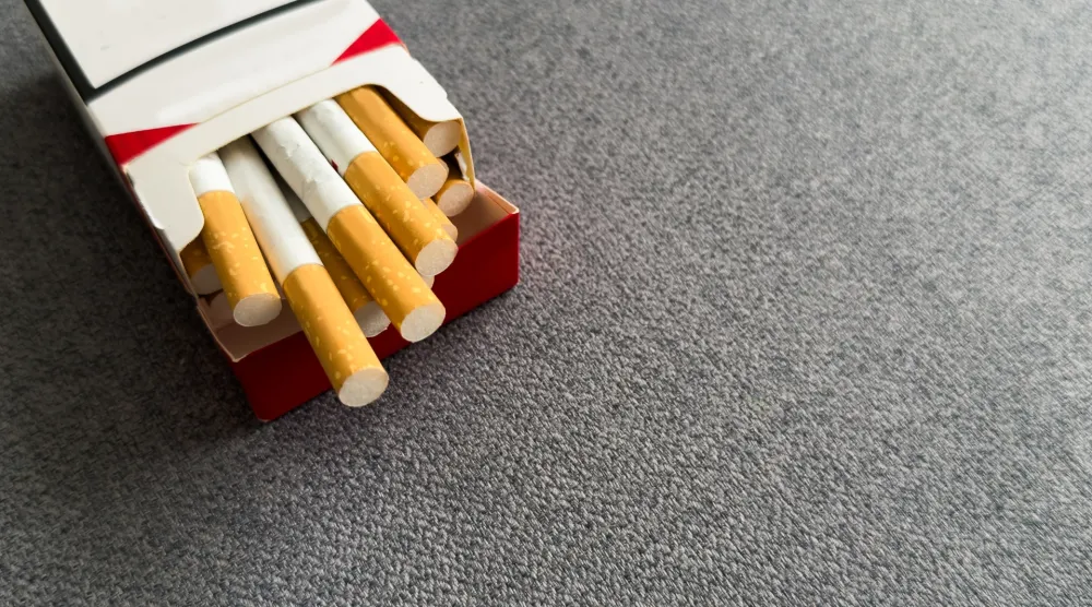 Vlada diže akcize, cigarete ponovo poskupljuju
