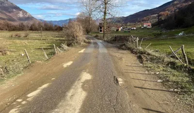 Popravka puta od Vojnog sela do Gusinja do&scaron;la na red nakon osam godina čekanja