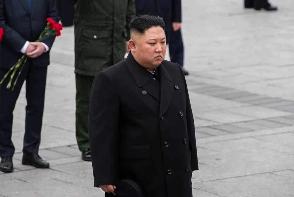 Kim Džong Un nadgledao vježbu lansiranja krstarećih raketa