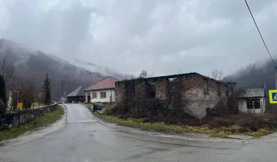 Ruinirana zgrada Zadružnog doma u Lubnicama