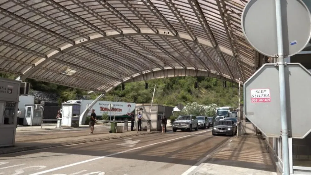 Herceg Novi: Na graničnim prelazima tokom praznika promet znatno manji u odnosu na pro&scaron;lu godinu