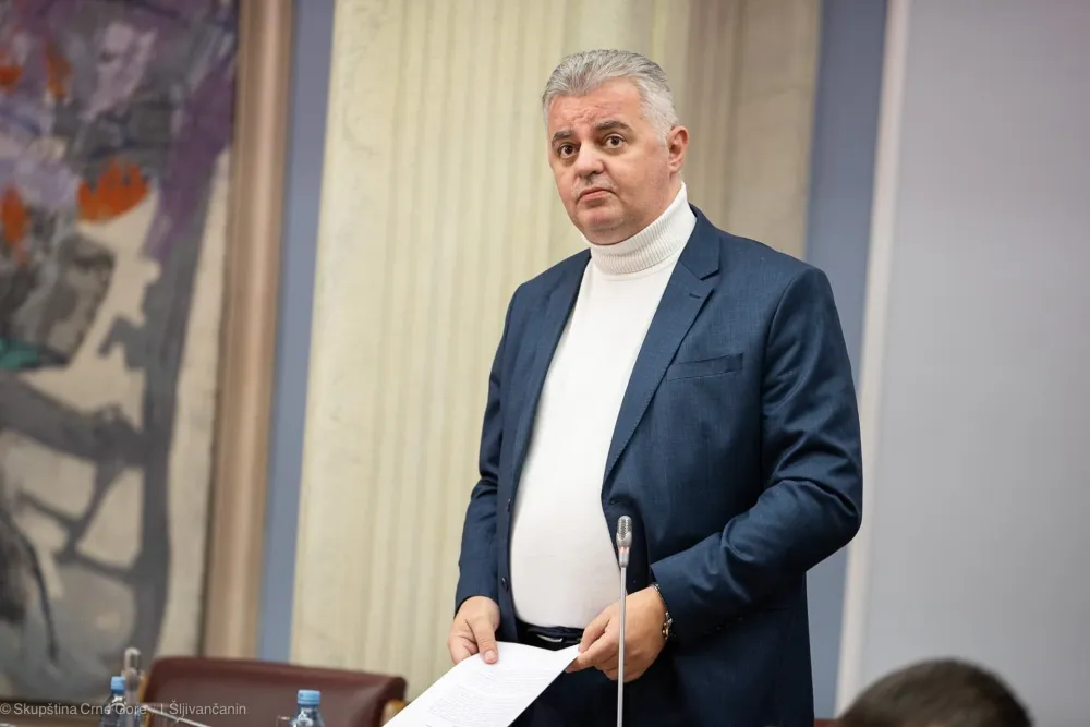 Bojović: Izgradnja kolektora civilizacijski minimum, ko Srbe gura u opoziciju nije im prijatelj