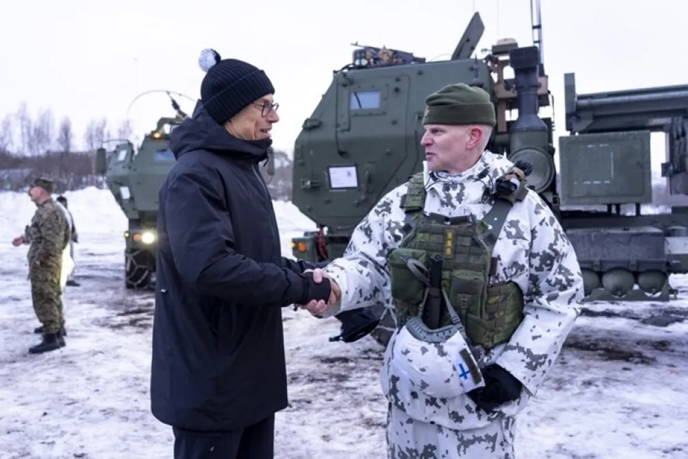 &Scaron;vedska &scaron;alje vojne oficire na Grenland