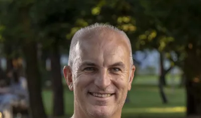 Dejan Tofčević: Zdrava kritička misao sve manje poželjna