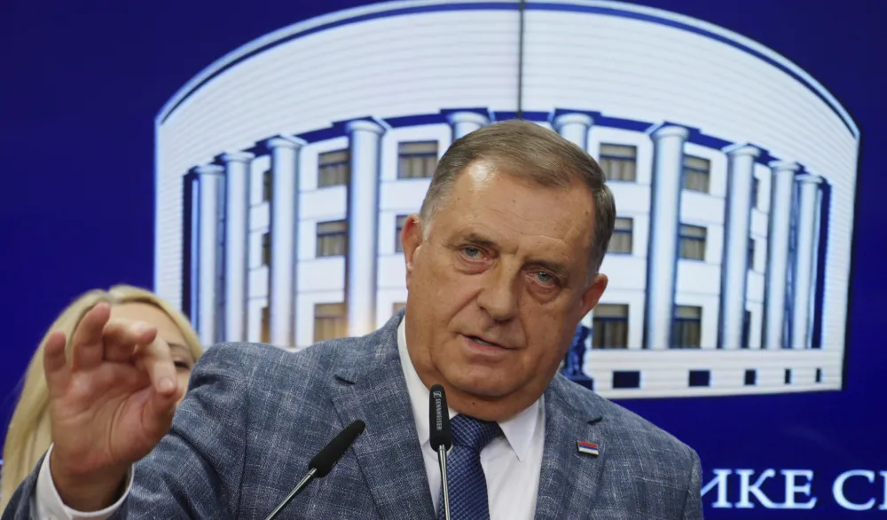 Dodik: Nedopustiva zloupotreba ustavnog uređenja BiH