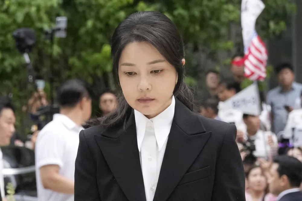 Kim Keon Hee
