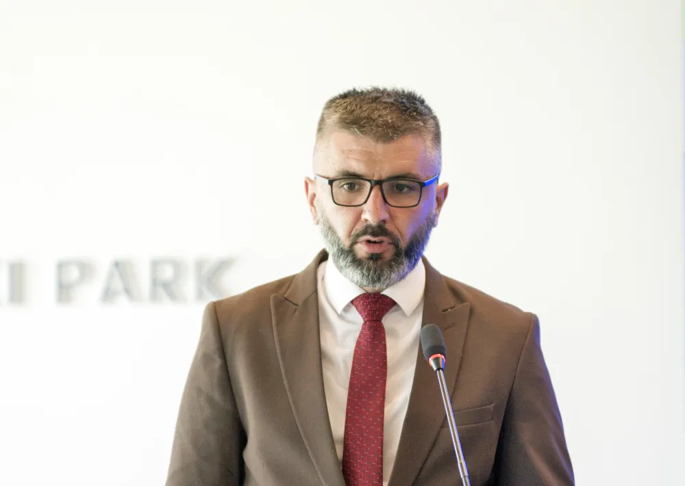 Zavr&scaron;ena sjednica SO Žabljak, Žugić povukao predlog sporne odluke