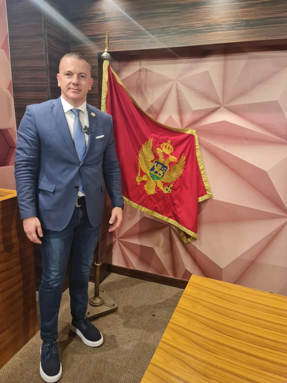Иван Пекић