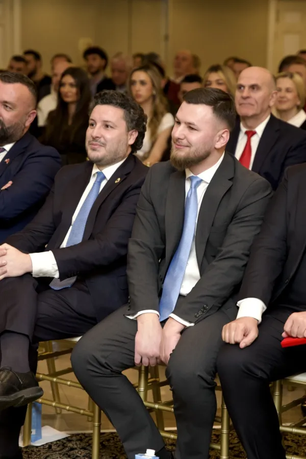 Abazović sa dijasporom u Njujorku: Donacije govore koliko brinete o na&scaron;oj zemlji