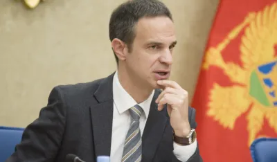 Mugo&scaron;a: Prije odluke o koncesiji neophodno uraditi procjenu vrijednosti aerodroma