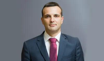 Papović: Srpska trobojka na ustanovama Crne Gore je protivzakonita