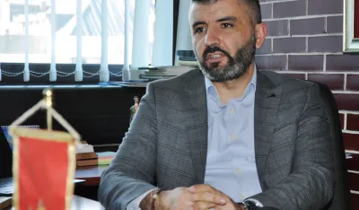 Žugić: Državna zastava je centralni simbol &ndash; uz nju samo crnogorska trobojka sa grbom iz perioda Kraljevine Crne Gore