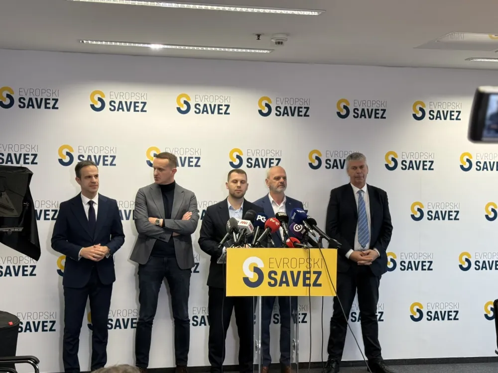 (VIDEO) Kriza vlasti u Podgorici: Koalicija mi&scaron;ljenja ne postoji